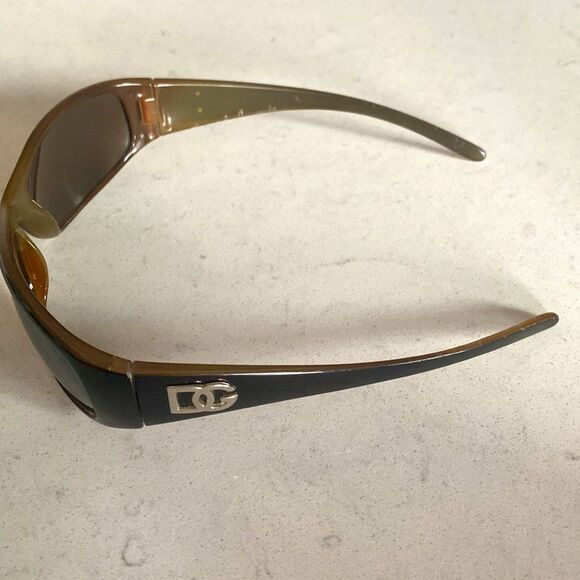 DG Stylish Brown Sunglasses main image 6